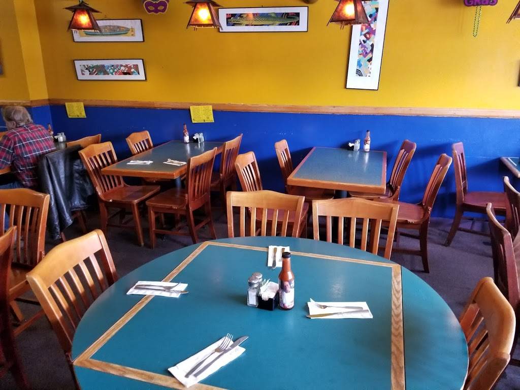 Chef Waynes Big Mamou | restaurant | 63 Liberty St, Springfield, MA 01103, USA | 4137321011 OR +1 413-732-1011