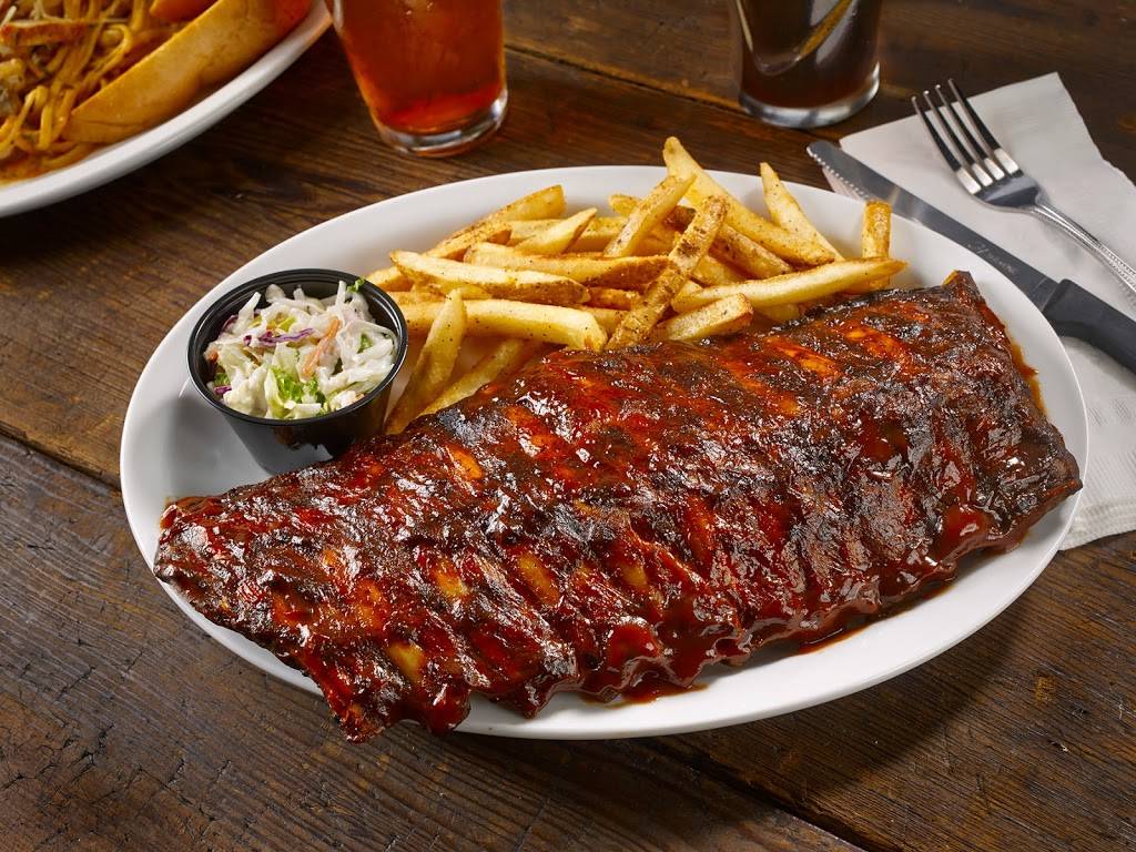 Millers Ale House - Tampa USF | restaurant | 2108 E Fowler Ave, Tampa, FL 33612, USA | 8132108280 OR +1 813-210-8280