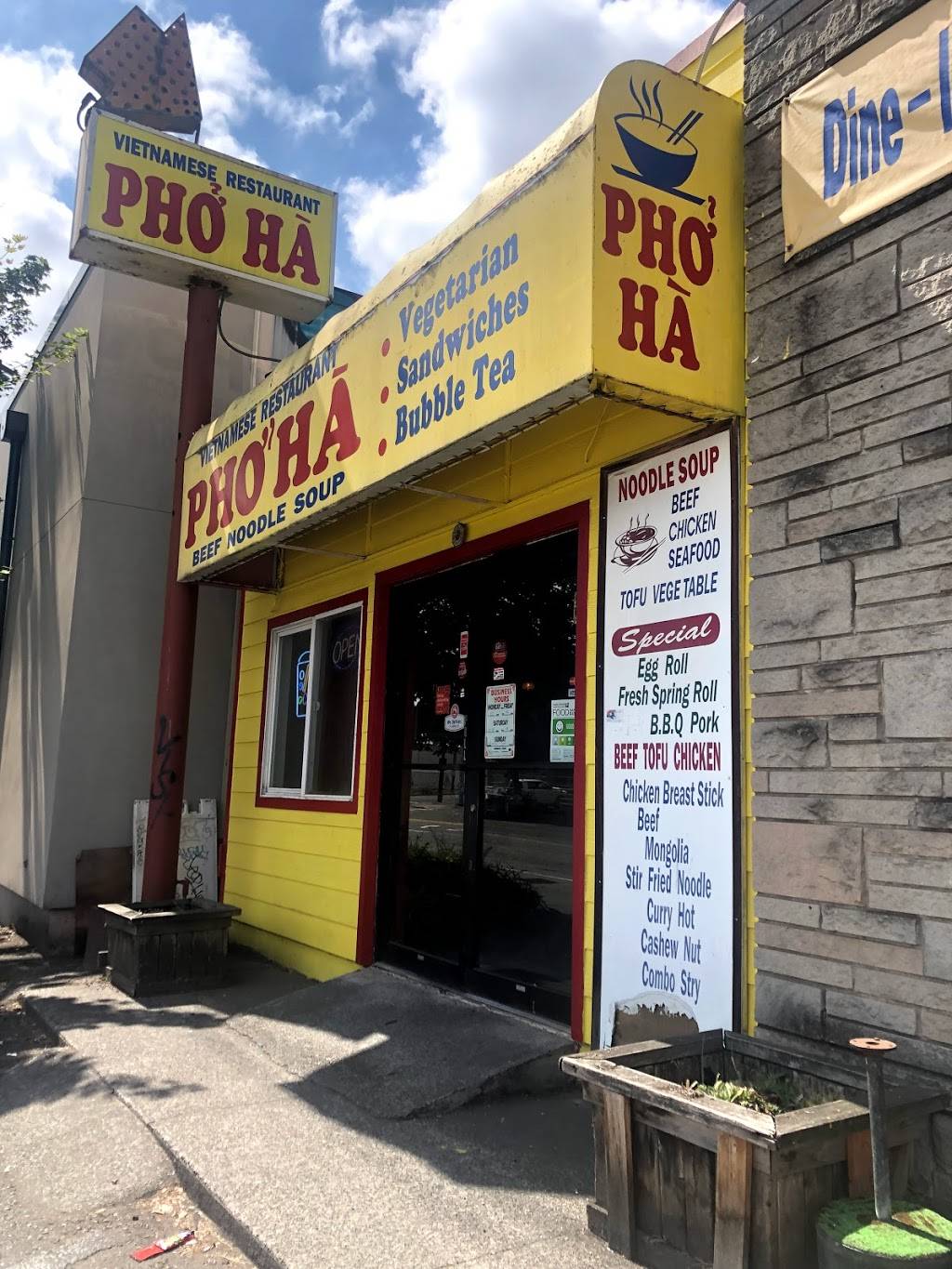 Pho Ha | restaurant | 6519 4th Ave S, Seattle, WA 98108, USA | 2067639828 OR +1 206-763-9828