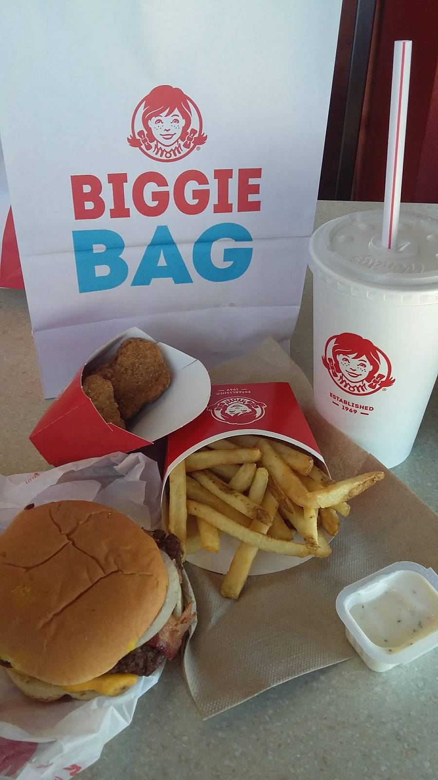 Wendys | restaurant | 16859 W Bell Rd, Surprise, AZ 85374, USA | 6235843485 OR +1 623-584-3485