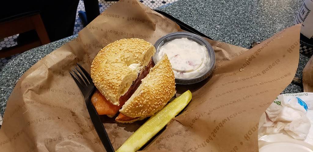 Noahs Bagels | cafe | 895 Silver Spur Rd, Rolling Hills Estates, CA 90274, USA | 3105417824 OR +1 310-541-7824