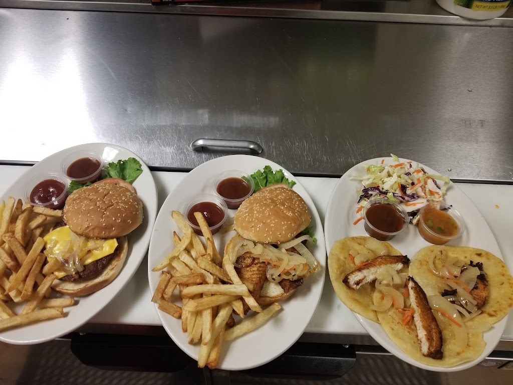 Ds Island Grill JA | restaurant | 3156 E Fort Lowell Rd, Tucson, AZ 85716, USA | 5208612271 OR +1 520-861-2271