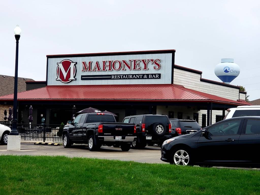 MAHONEYS RESTAURANT & BAR | restaurant | 30 Wisconsin St, Oshkosh, WI 54901, USA | 9202303737 OR +1 920-230-3737
