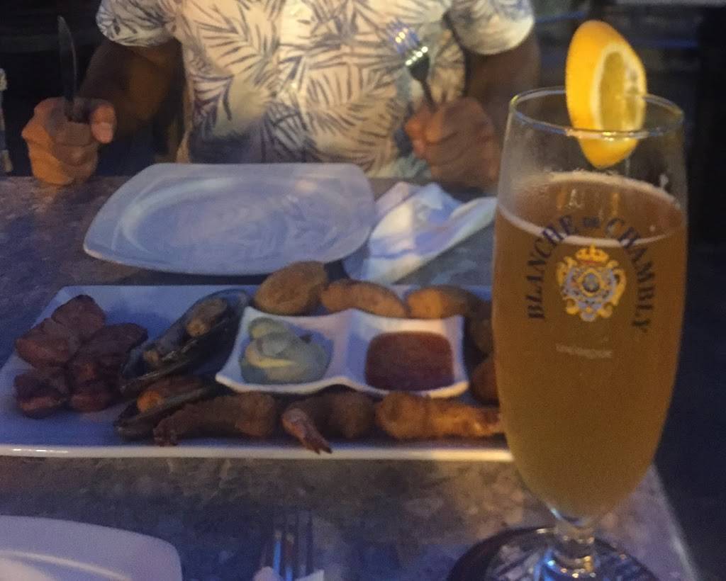 Gallery Restaurant | restaurant | 11 Queens Ave, Leamington, ON N8H 1M4, Canada | 5193222399 OR +1 519-322-2399