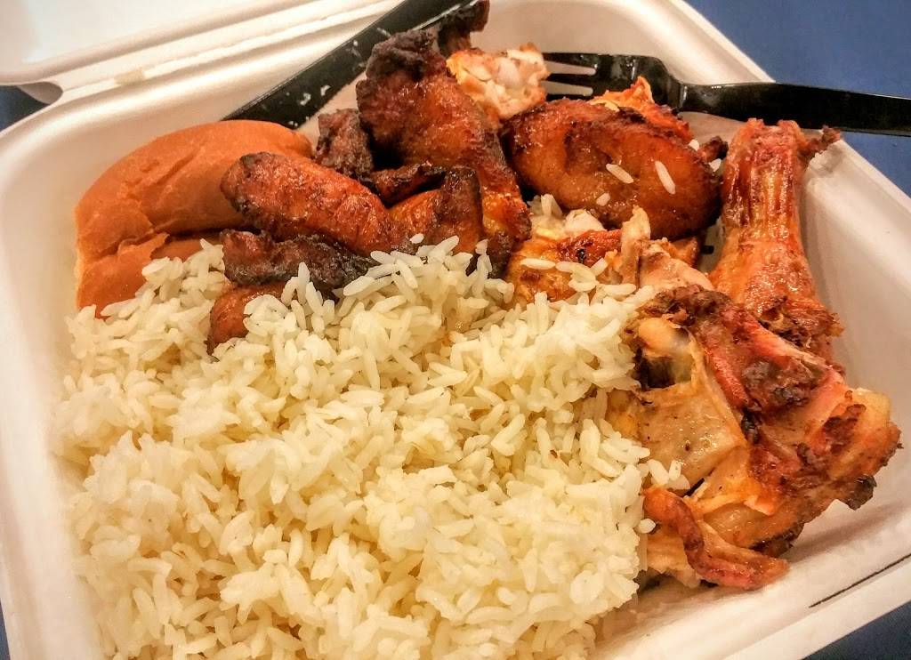 Reitz Union Food Court | restaurant | 118 Reitz Union Drive, Gainesville, FL 32611, USA | 3523921064 OR +1 352-392-1064