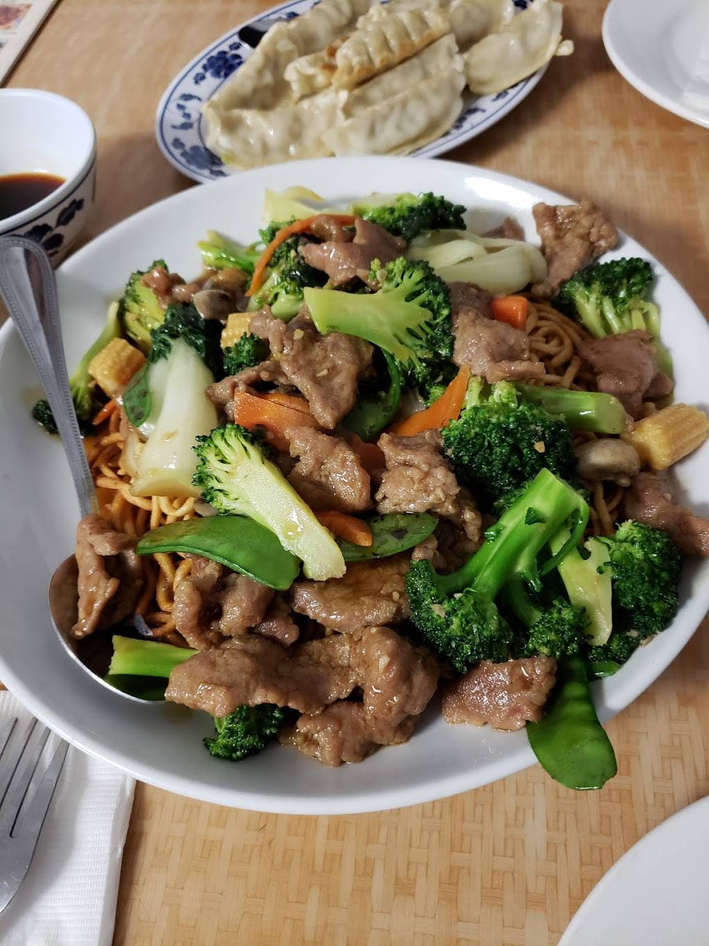 Foo-Chow Restaurant | restaurant | 1714, 949 N Hill St, Los Angeles, CA 90012, USA | 2134851294 OR +1 213-485-1294