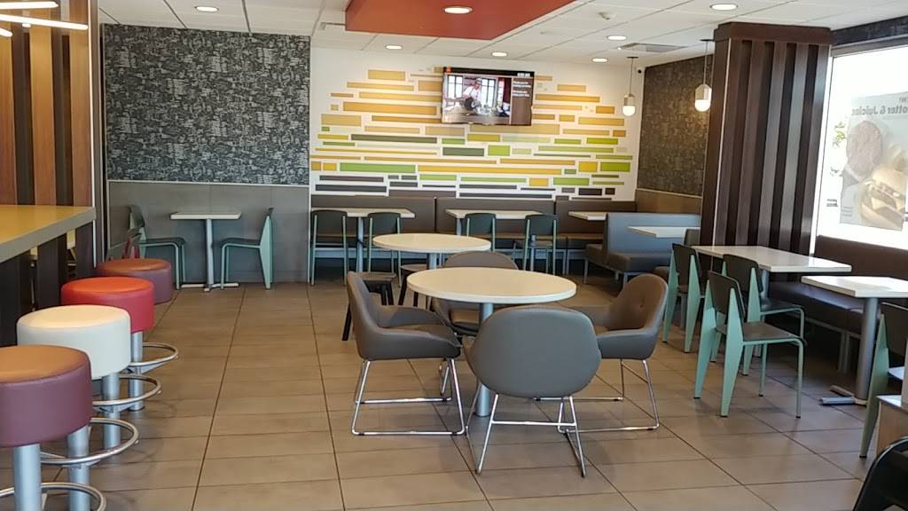 McDonalds | cafe | 4855 W Sauk Trail, Richton Park, IL 60471, USA | 7087478820 OR +1 708-747-8820