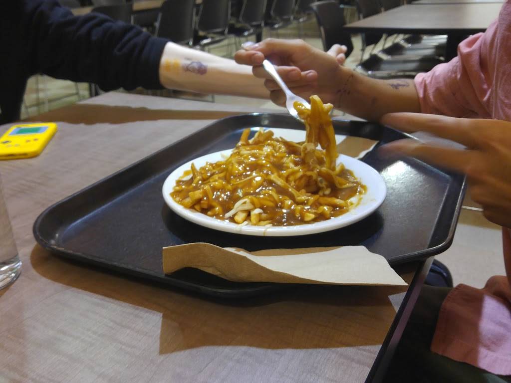 DeCew Residence Dining Hall | restaurant | Residence Rd, St. Catharines, ON L2S 3A1, Canada | 90568855503372 OR +1 905-688-5550 ext. 3372