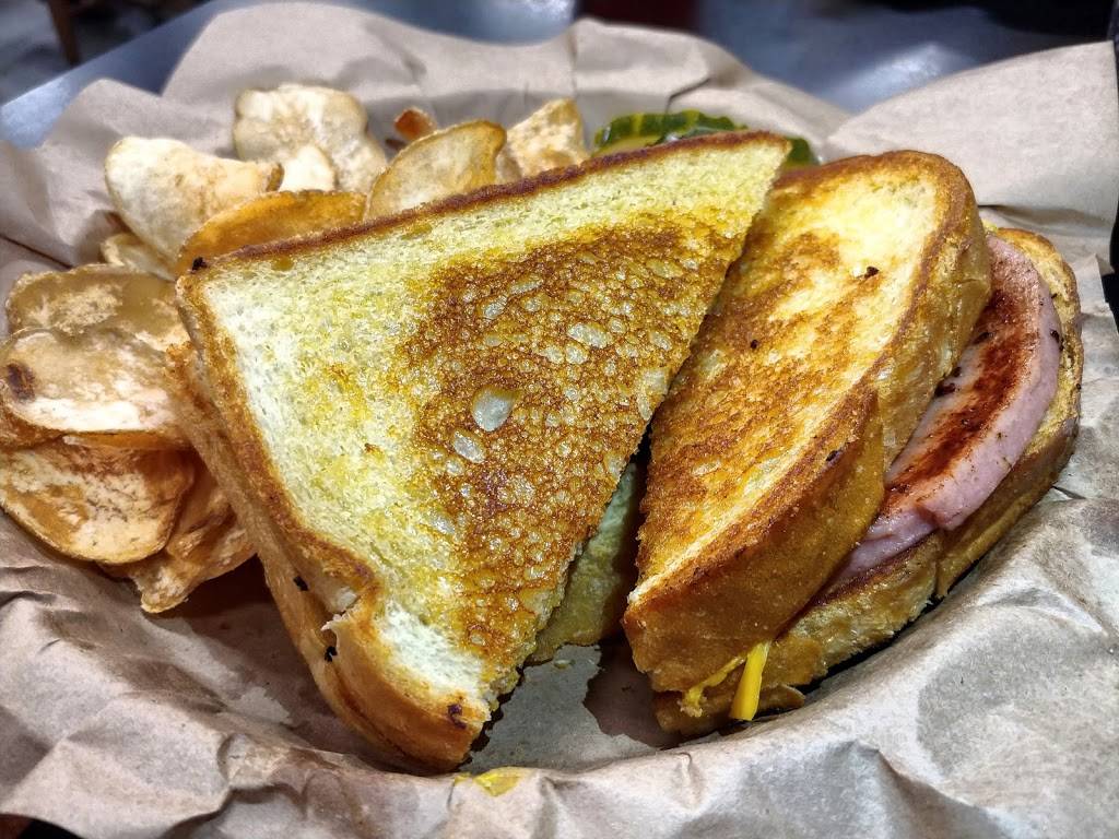 Haydens Stockyard Eatery | restaurant | 4561 Iron Works Pike, Lexington, KY 40511, USA | 8597213527 OR +1 859-721-3527