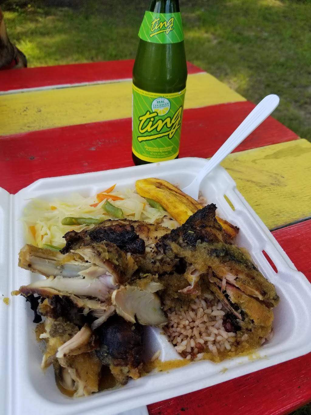 Jamaican Jerk Center | restaurant | 1400 US-1, Cape Neddick, ME 03902, USA | 2073513033 OR +1 207-351-3033