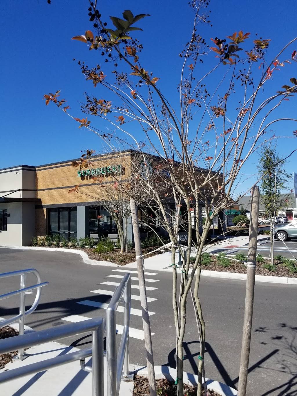 Starbucks | cafe | 1951 W State Rd 434, Longwood, FL 32750, USA | 4072620081 OR +1 407-262-0081