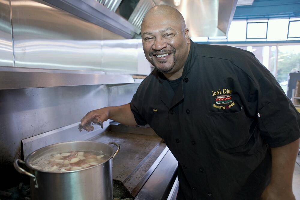 Joes Diner | cafe | 2102 Angier Ave, Durham, NC 27703, USA | 9193815110 OR +1 919-381-5110