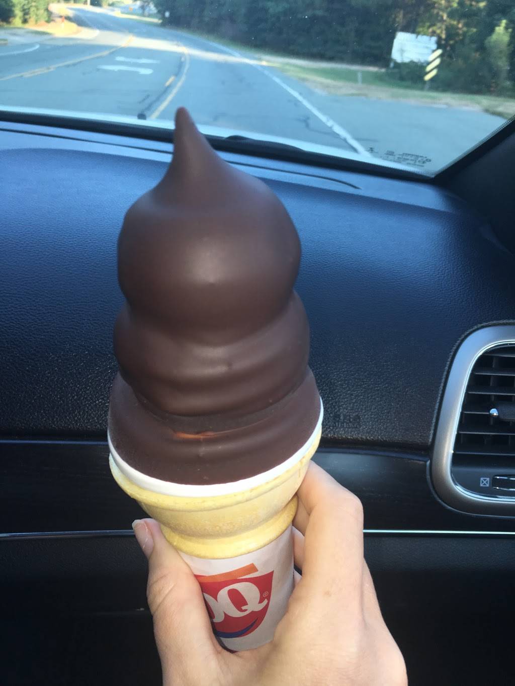 Dairy Queen Grill & Chill | restaurant | 2105 Ten-Ten Rd, Apex, NC 27539, USA | 9193873809 OR +1 919-387-3809