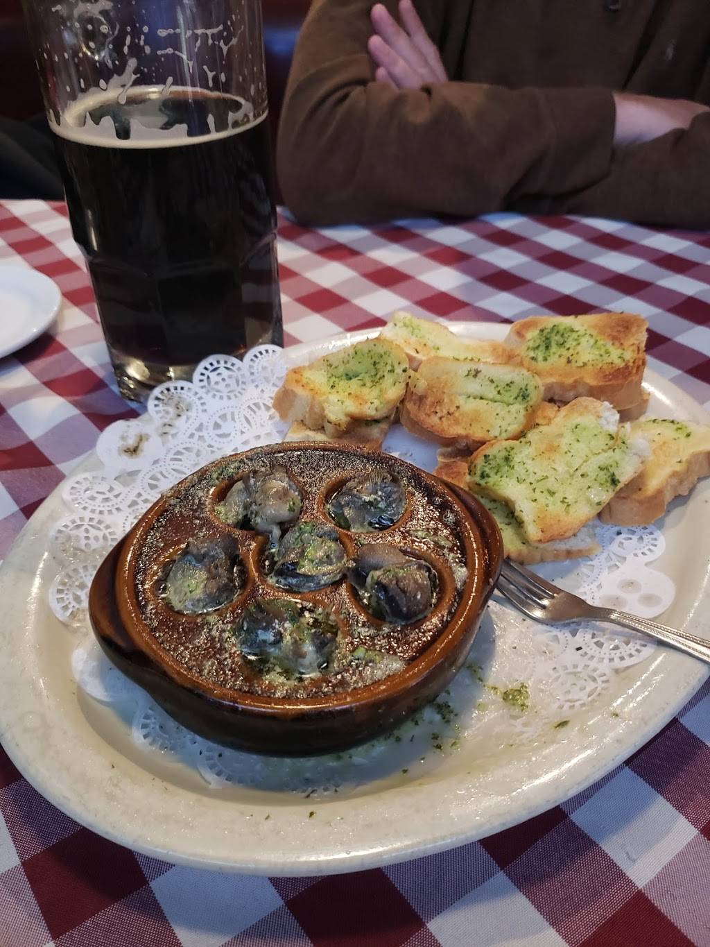 Ol Heidelberg Cafe | restaurant | 6125 University Dr, Huntsville, AL 35806, USA | 2569220556 OR +1 256-922-0556