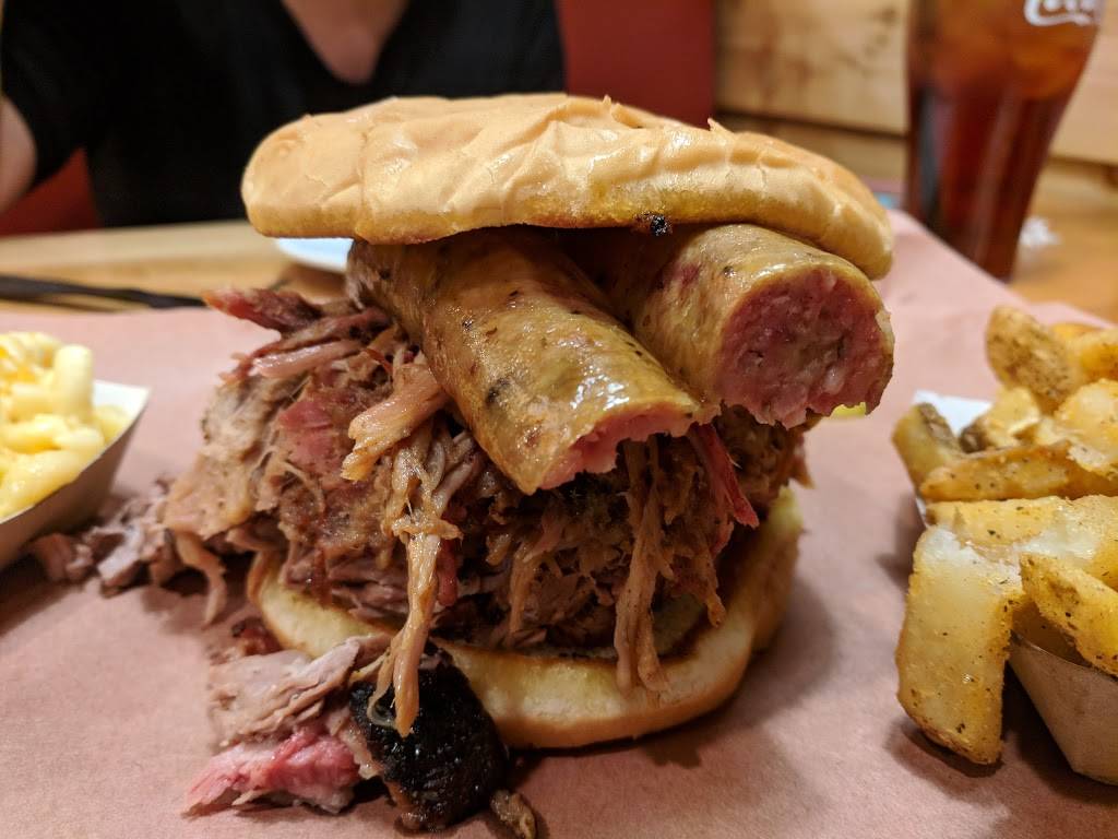 The Smoke Pit | restaurant | 1507 W Roosevelt Blvd, Monroe, NC 28110, USA | 7042897427 OR +1 704-289-7427