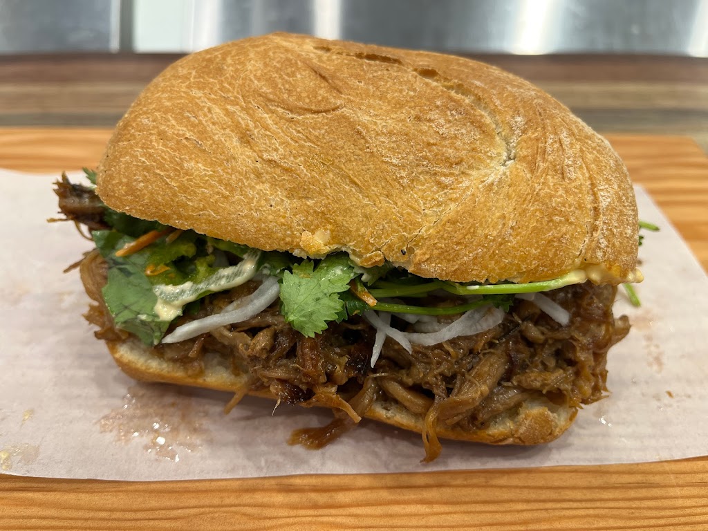 Meat & Bread | restaurant | 360 Nueces St suite 20, Austin, TX 78701, USA | 5129477320 OR +1 512-947-7320