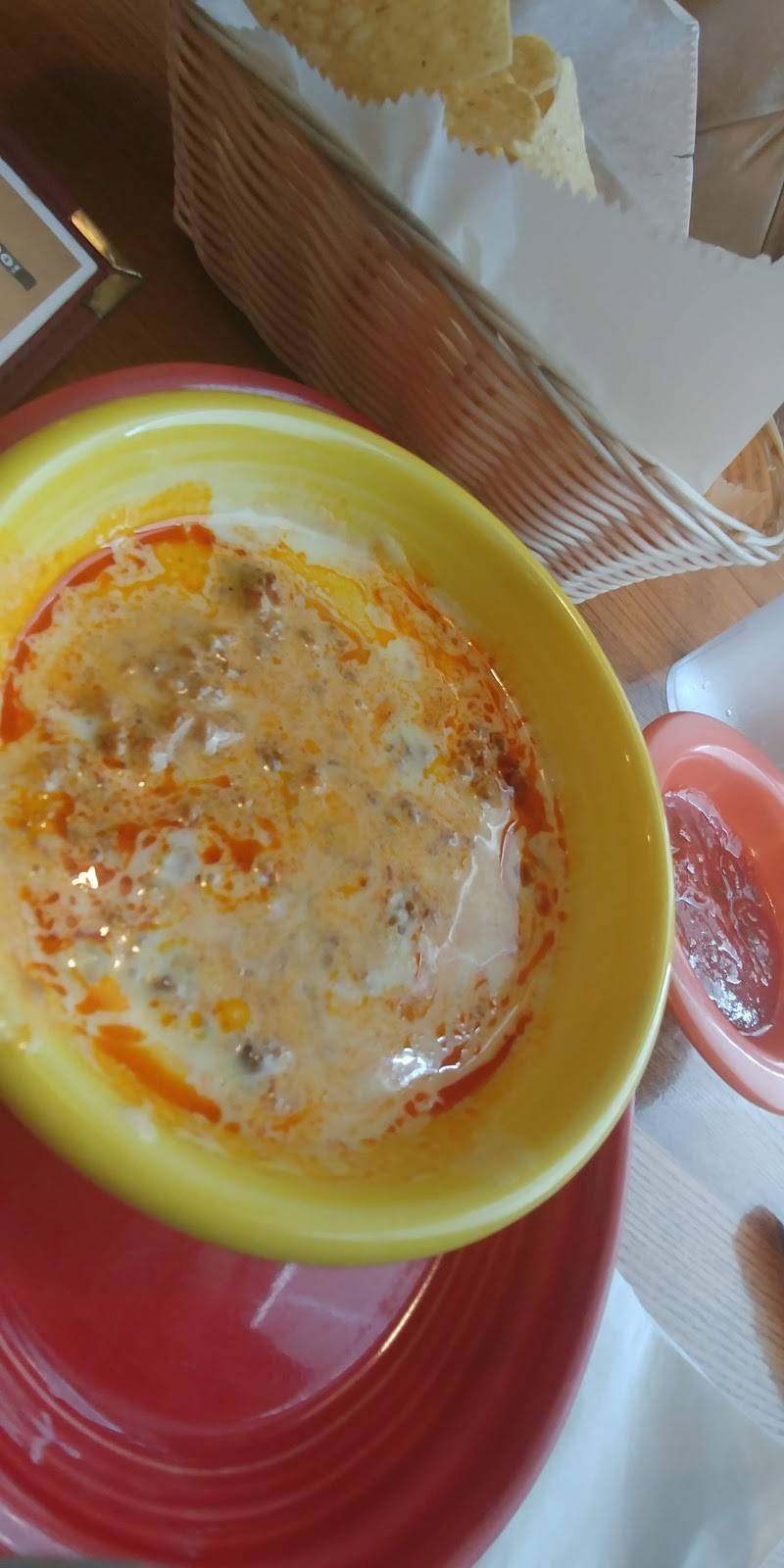 La Fuente Mexican Restaurant | restaurant | 1255 NE Douglas St, Lees Summit, MO 64086, USA | 8165244666 OR +1 816-524-4666