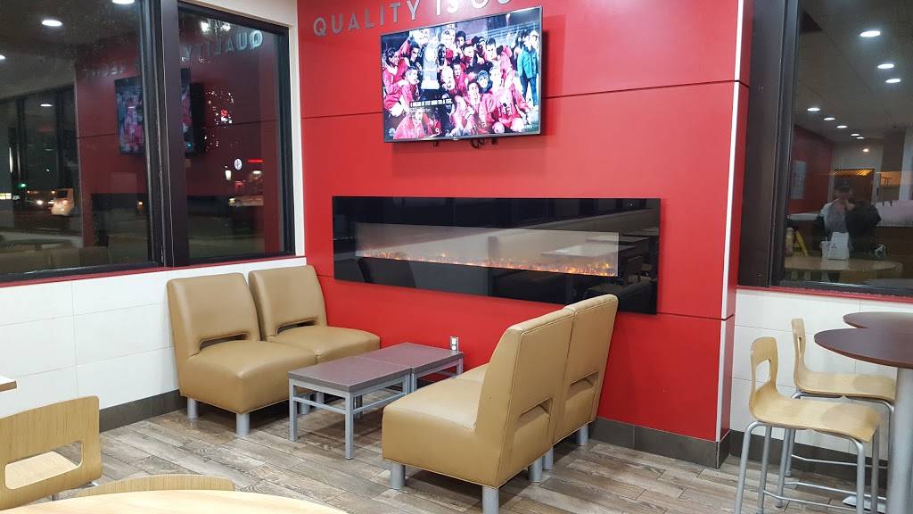 Wendys | restaurant | 810 N Bell Blvd, Cedar Park, TX 78613, USA | 5125962581 OR +1 512-596-2581