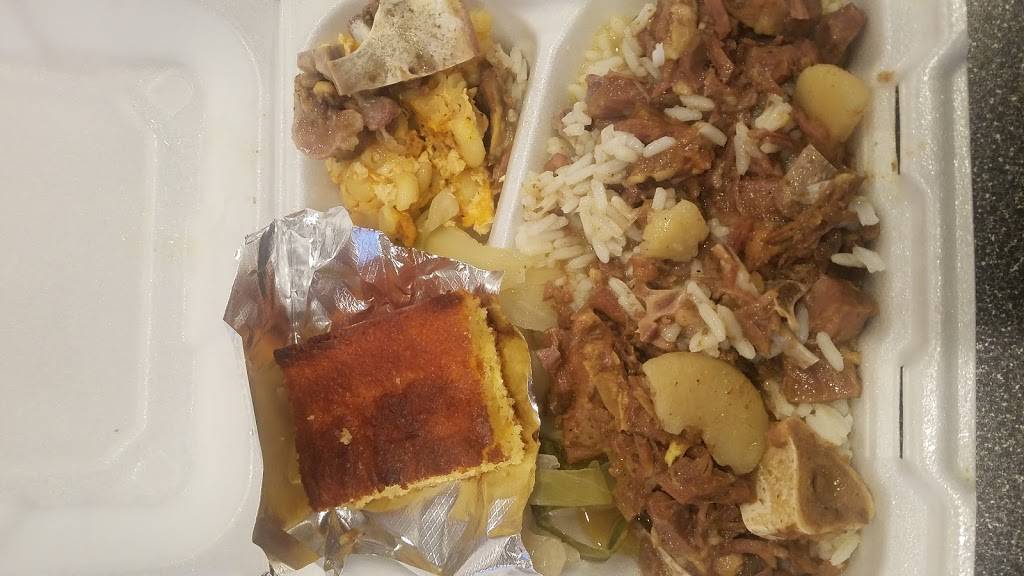 Ms. Bs Southern Soul Food | restaurant | 676 St Andrews Rd, Columbia, SC 29210, USA | 8035696656 OR +1 803-569-6656