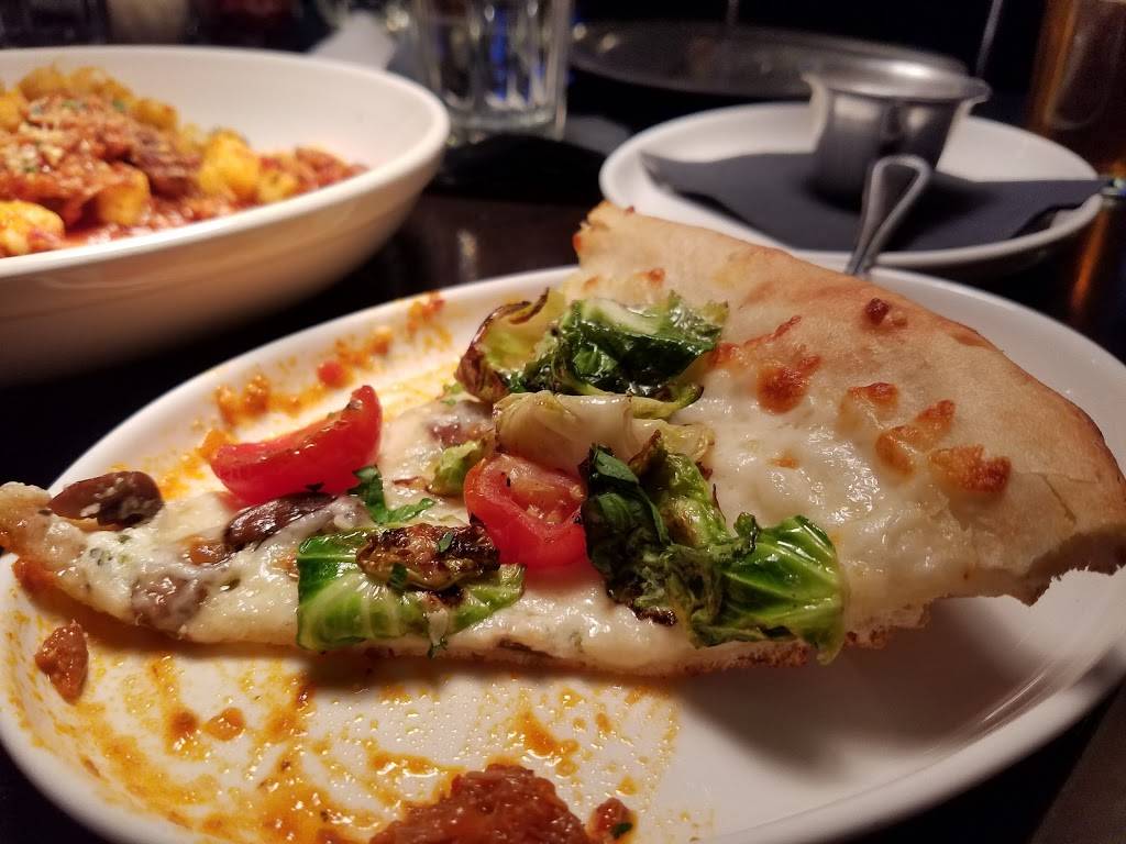 Nicks Italian | restaurant | 1100 S College Ave, Fort Collins, CO 80524, USA | 9706318301 OR +1 970-631-8301