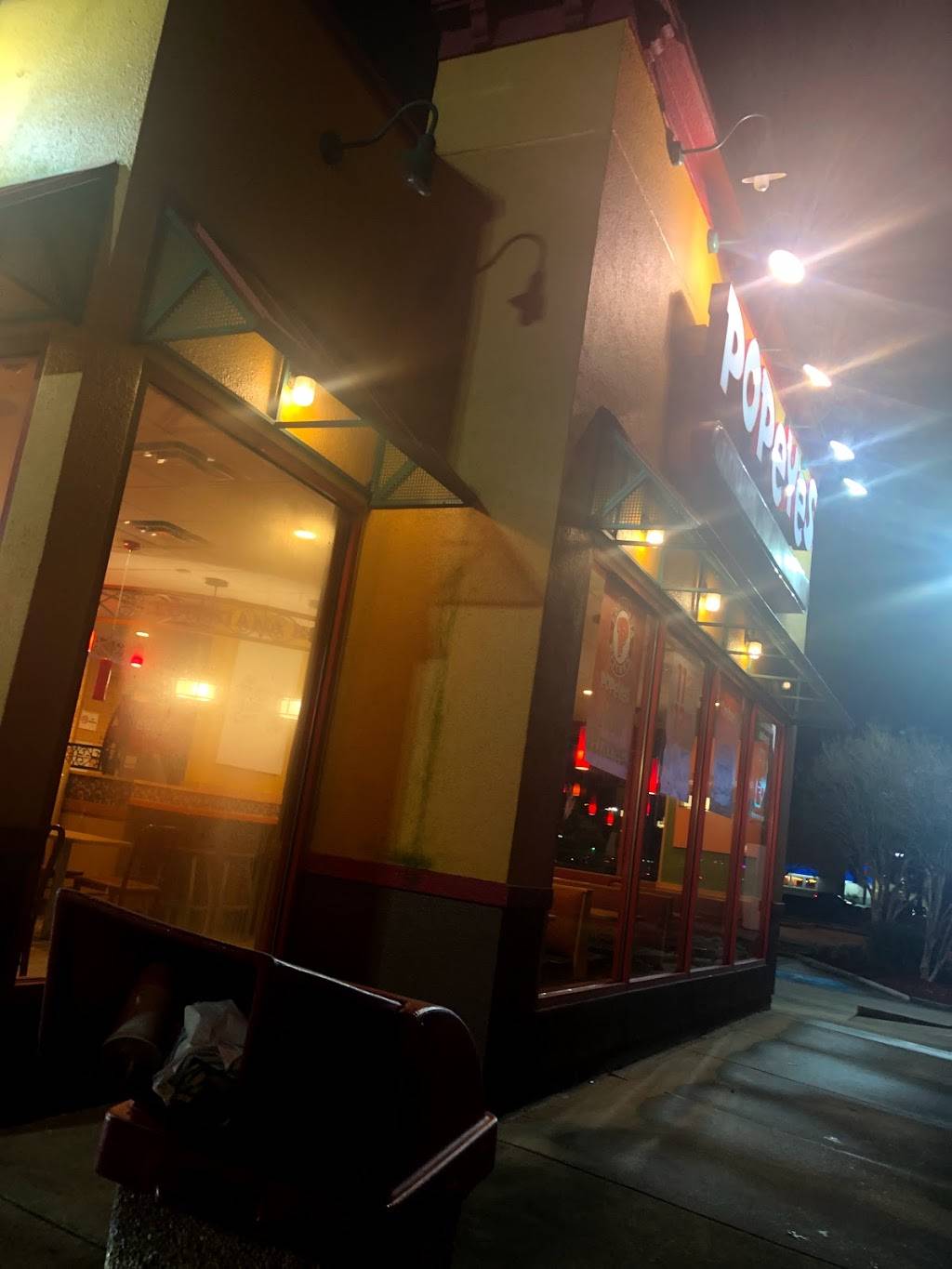 Popeyes Louisiana Kitchen | restaurant | 3444 Williams Blvd, Kenner, LA 70065, USA | 5044431071 OR +1 504-443-1071