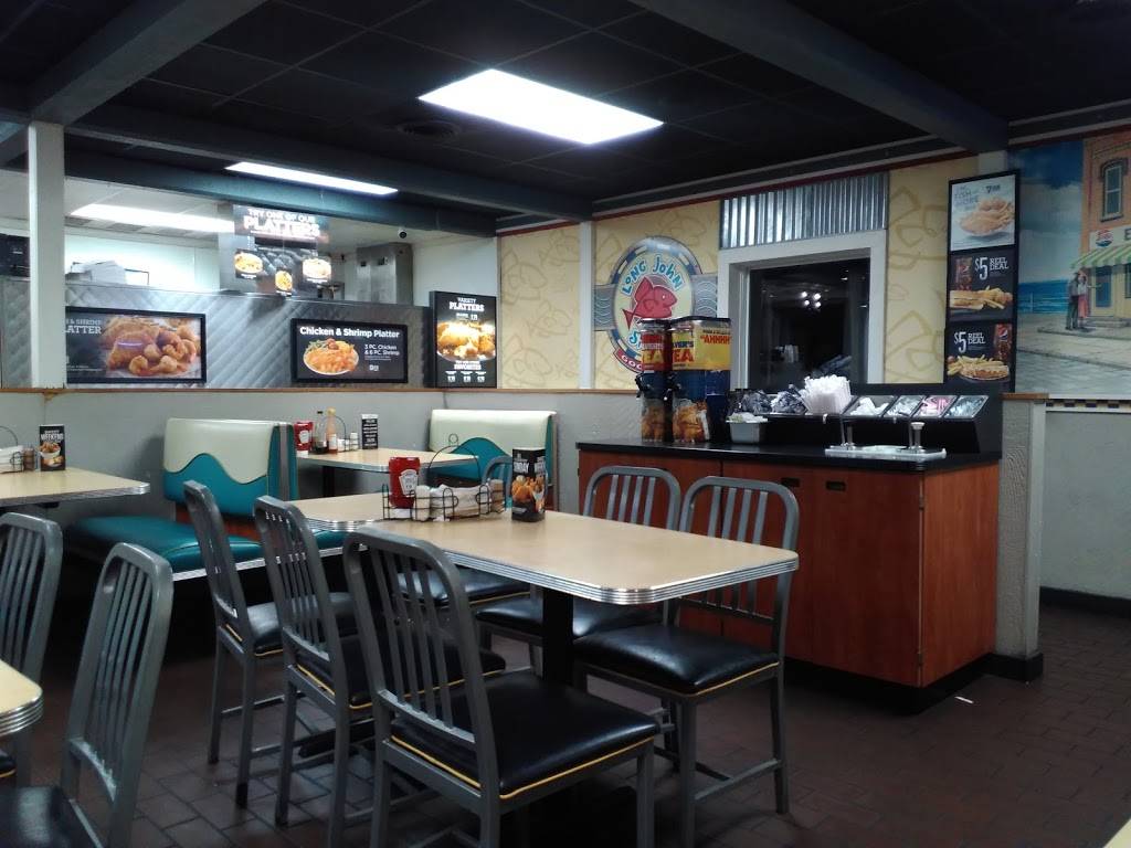 Long John Silvers | restaurant | 318 W 9th St, Mt Carmel, IL 62863, USA | 6182624034 OR +1 618-262-4034