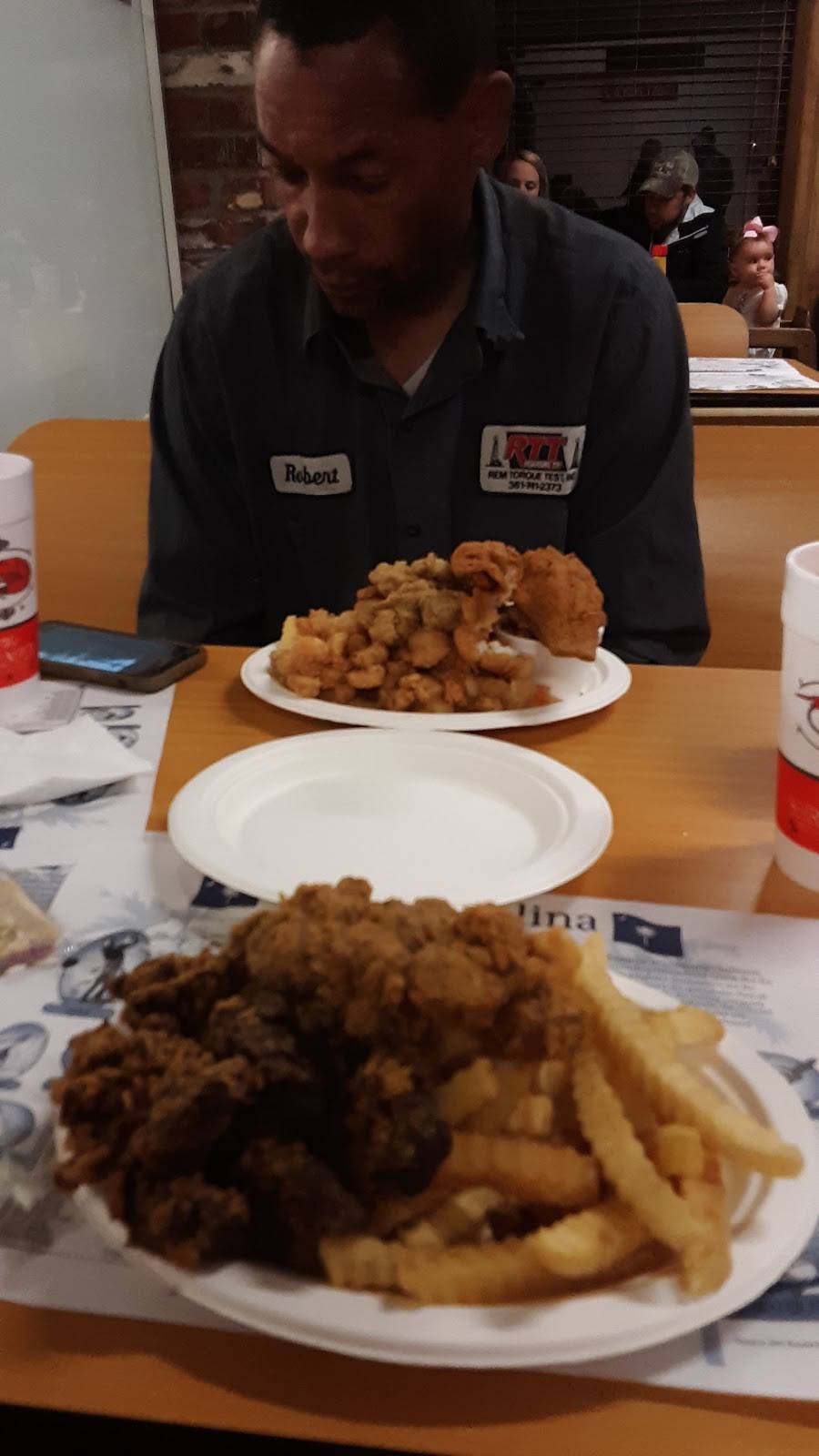 Lake City Shrimper | restaurant | 340 W Main St, Lake City, SC 29560, USA | 8433742063 OR +1 843-374-2063