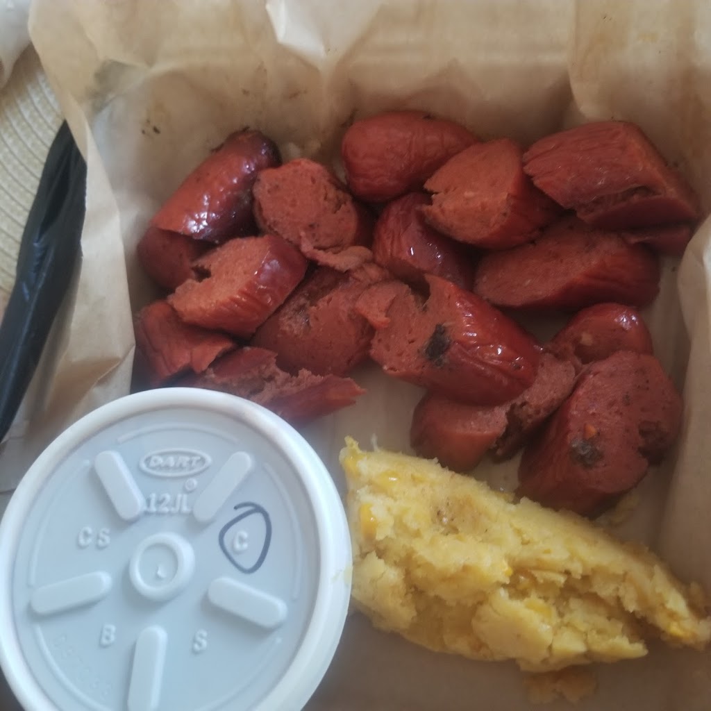 Boonies Pit and Q | restaurant | 823 S Howard St, Corona, CA 92879, USA | 9514701350 OR +1 951-470-1350