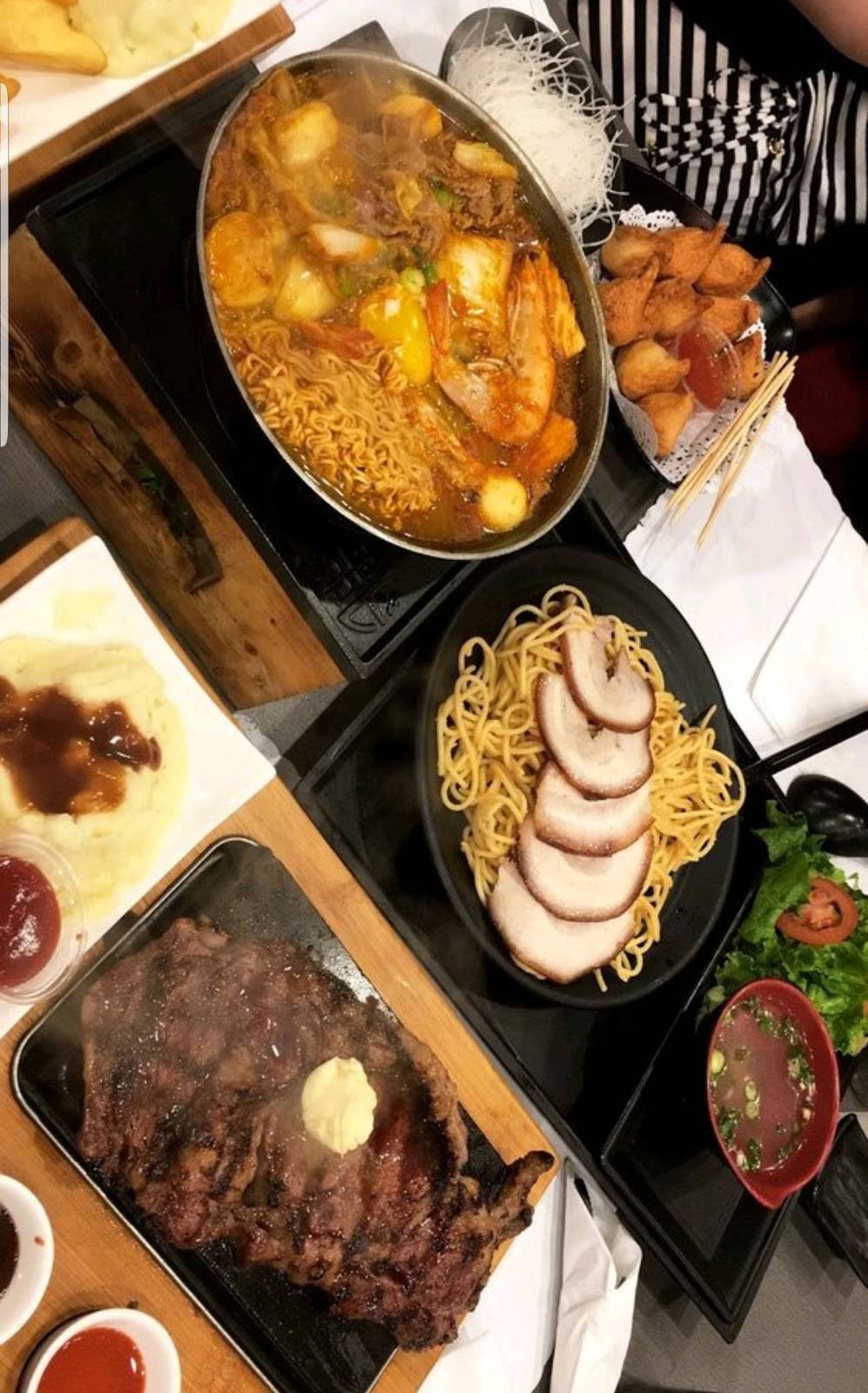 Red Flame Restaurant | restaurant | 12148 South St unit a, Artesia, CA 90701, USA | 5628099990 OR +1 562-809-9990