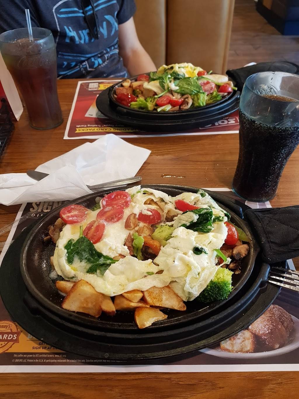 Dennys | restaurant | 12375 FL-535, Orlando, FL 32836, USA | 4072397900 OR +1 407-239-7900