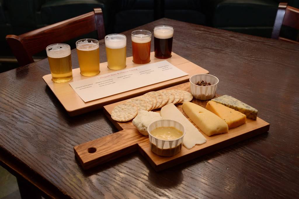 Flying Saucer Draught Emporium | restaurant | 9605 N Tryon St A, Charlotte, NC 28262, USA | 7047178179 OR +1 704-717-8179