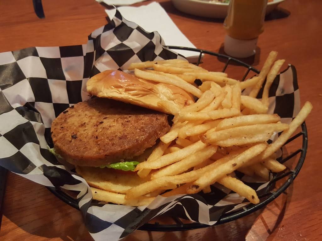 Garfields | restaurant | 67800 Mall Ring Rd # 695, St Clairsville, OH 43950, USA | 7406994778 OR +1 740-699-4778