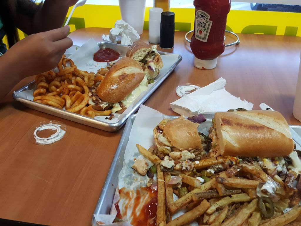 BURGER POP | restaurant | 701 E Cartwright Rd, Mesquite, TX 75149, USA | 4694583367 OR +1 469-458-3367