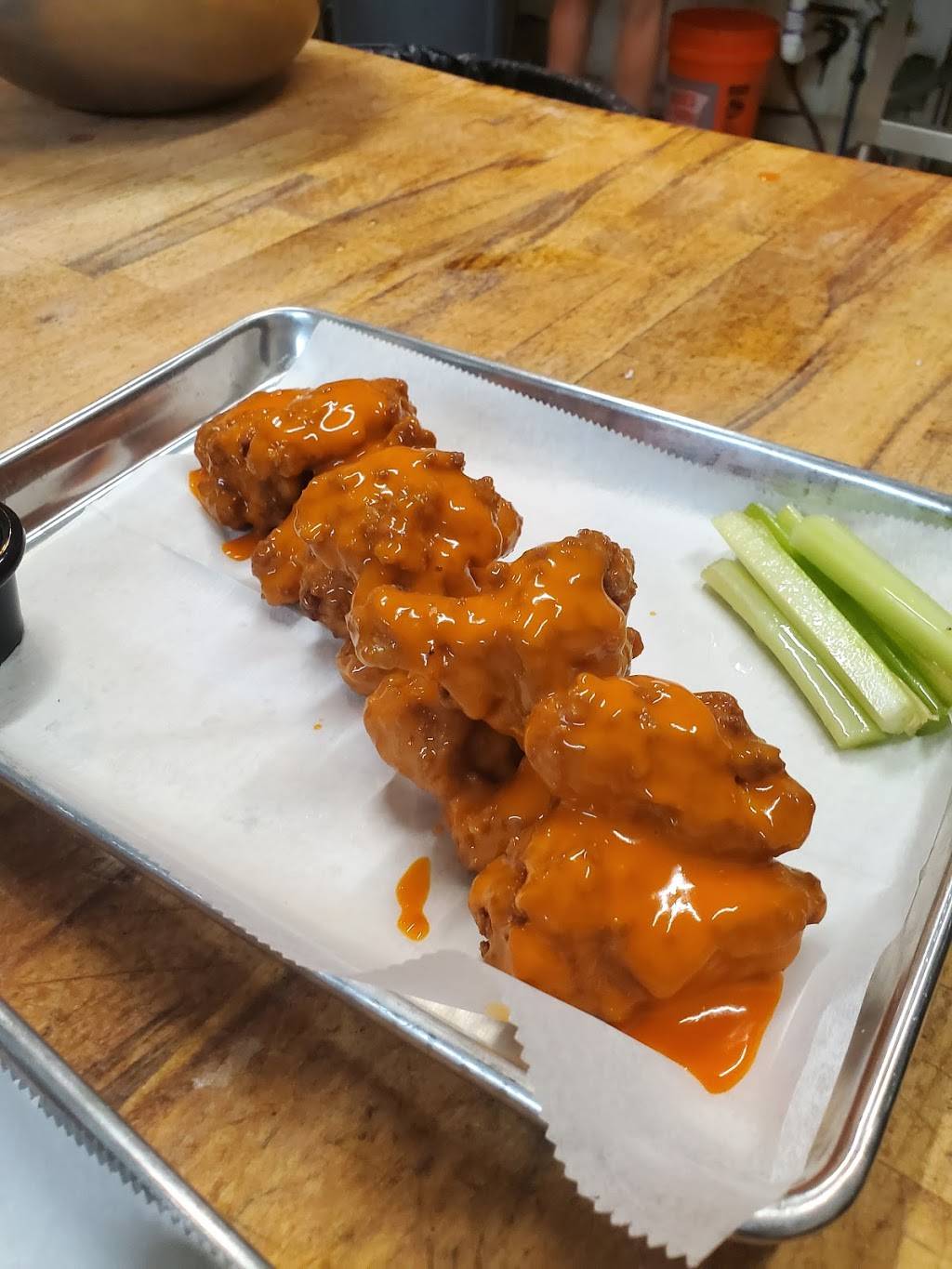 Peckville bar and burger | restaurant | 978 Main St, Peckville, PA 18452, USA | 5704454426 OR +1 570-445-4426