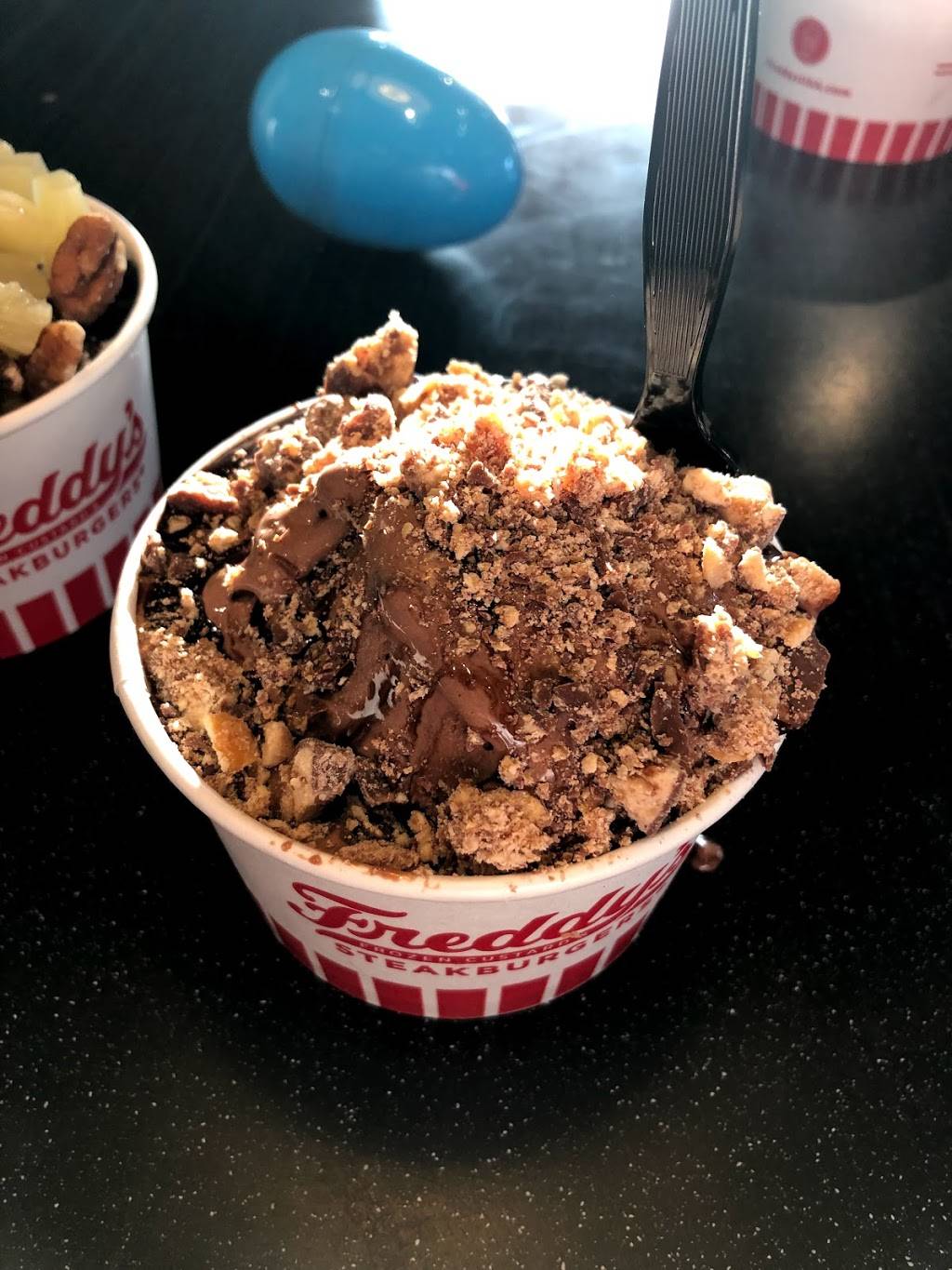 Freddys Frozen Custard & Steakburgers | restaurant | 19370 N Fwy Service Rd, Spring, TX 77373, USA | 2819076553 OR +1 281-907-6553