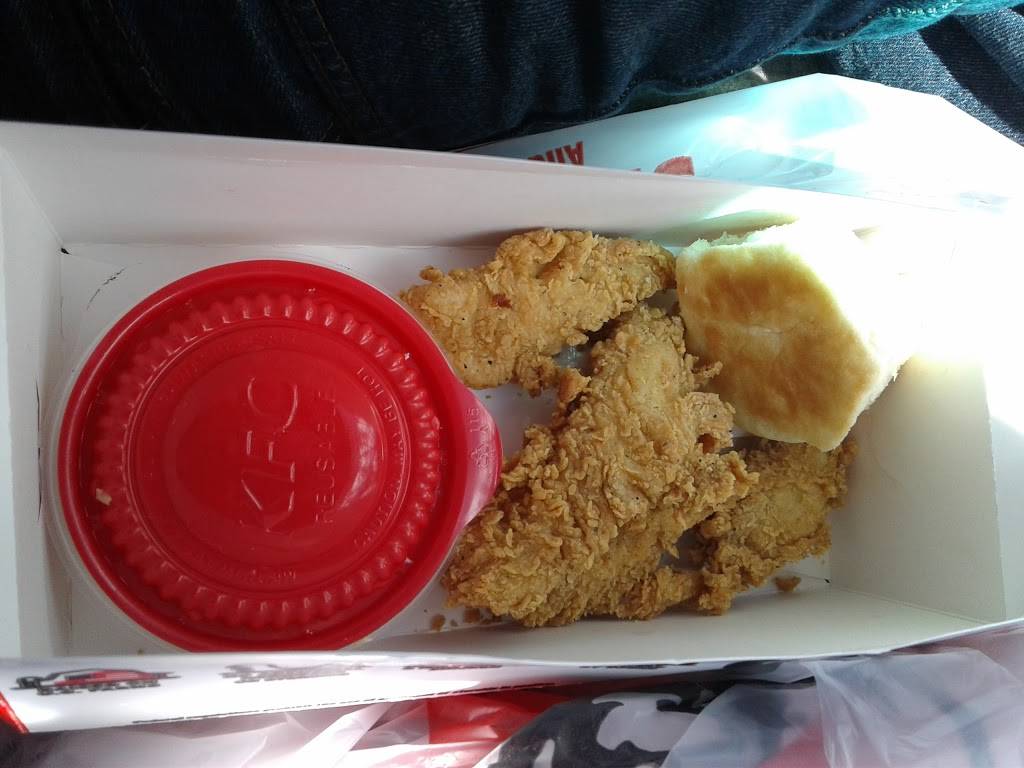 KFC | restaurant | 15290 E Mississippi Ave, Aurora, CO 80012, USA | 3037500307 OR +1 303-750-0307