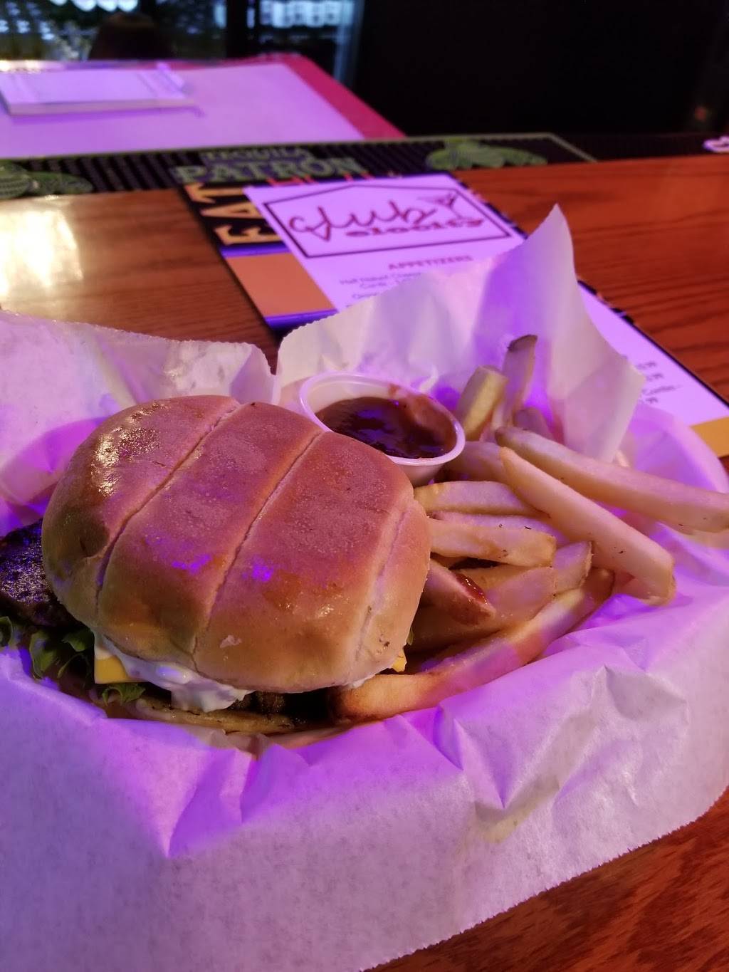 Club Velocity | restaurant | W14494 WI-16, Wisconsin Dells, WI 53965, USA | 6084349206 OR +1 608-434-9206