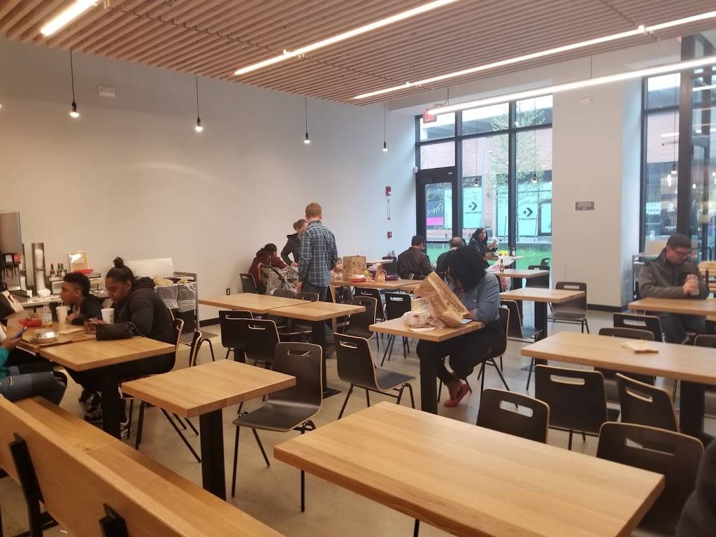 Chipotle Mexican Grill | restaurant | 27 District Ave, Dorchester, MA 02125, USA | 6172824374 OR +1 617-282-4374