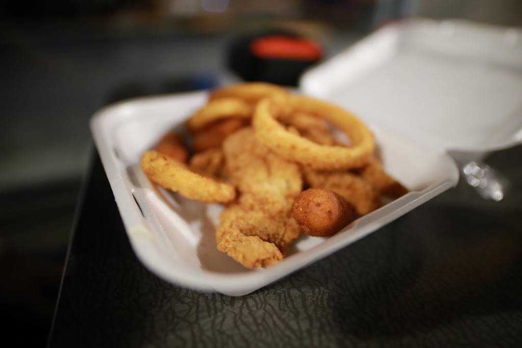 Cook Out | restaurant | 600 Bush River Rd, Columbia, SC 29210, USA | 8037080183 OR +1 803-708-0183