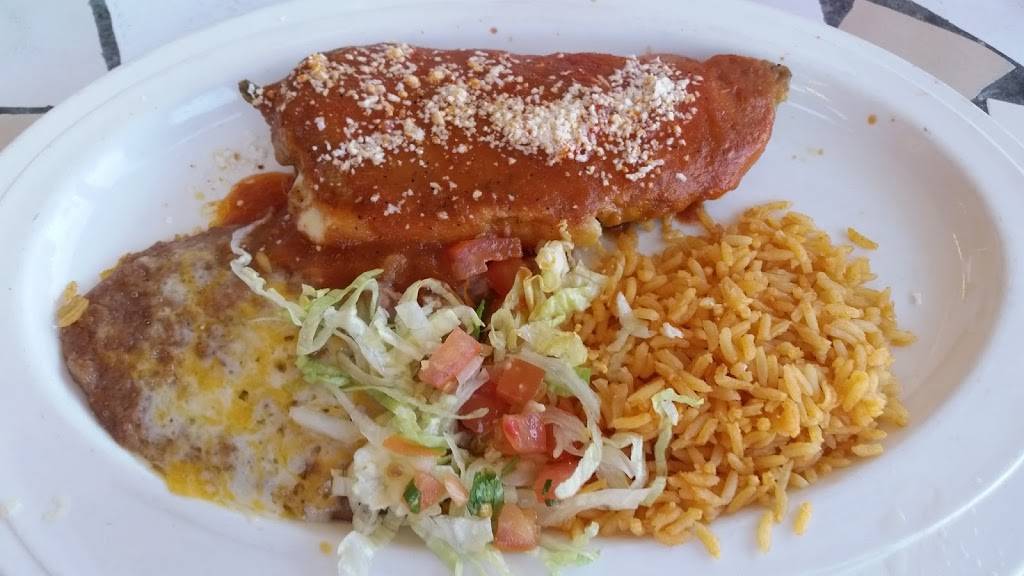 Rancho Viejo | restaurant | 8001 Mission Gorge Rd, Santee, CA 92071, USA | 6193122800 OR +1 619-312-2800