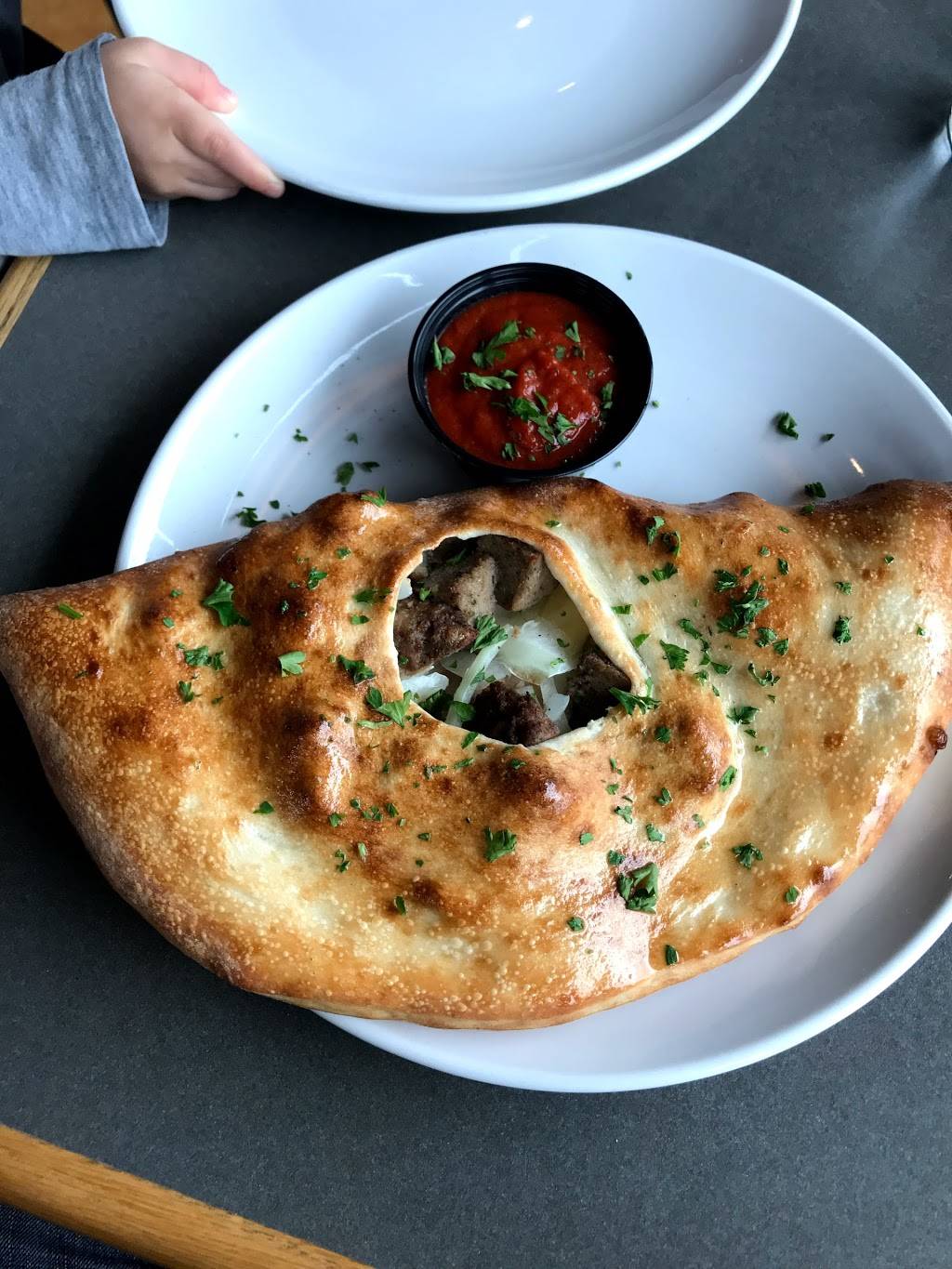 Deweys Pizza | meal takeaway | 640 High St, Worthington, OH 43085, USA | 6149853333 OR +1 614-985-3333