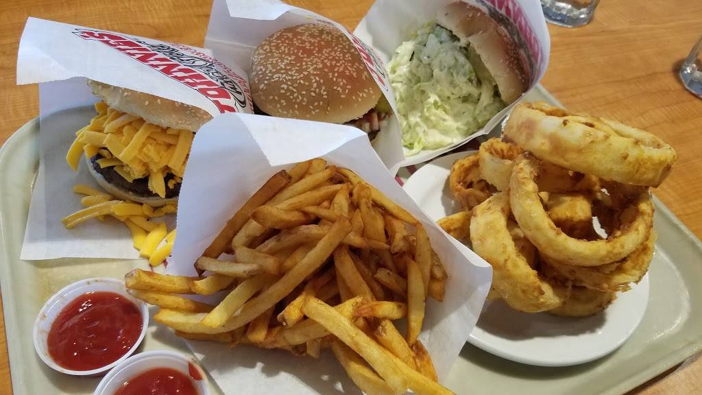 Johnnies Charcoal Broiler | restaurant | 1700 Shedeck Pkwy, Yukon, OK 73099, USA | 4054947971 OR +1 405-494-7971