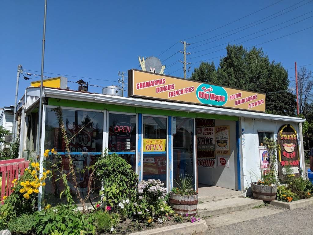 Tonys Chip Wagon | restaurant | 6137 Perth St, Richmond, ON K0A 2Z0, Canada | 6138382118 OR +1 613-838-2118