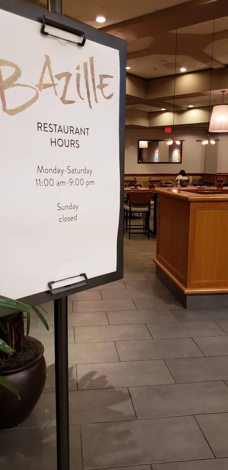 Bazille | restaurant | 501 Garden State Plaza Blvd, Paramus, NJ 07652, USA | 2017125930 OR +1 201-712-5930