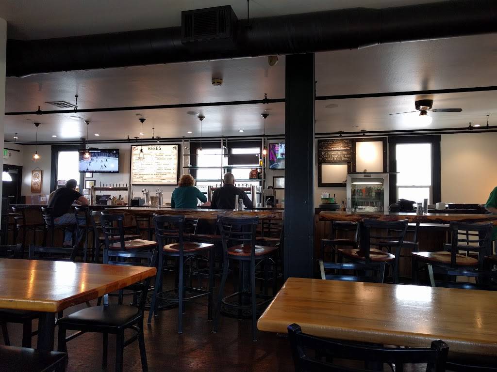 Creek Monkey Tap House | restaurant | 611 Escobar St, Martinez, CA 94553, USA | 9252288787 OR +1 925-228-8787