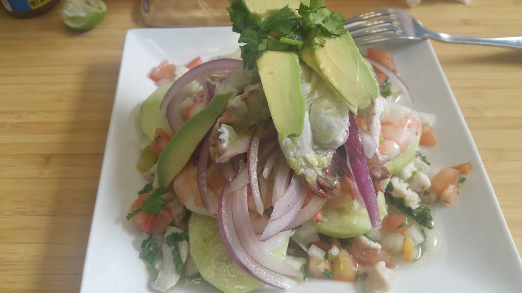 La Cabaña Seafood | restaurant | 4433 S Alameda St, Los Angeles, CA 90058, USA | 3234322327 OR +1 323-432-2327