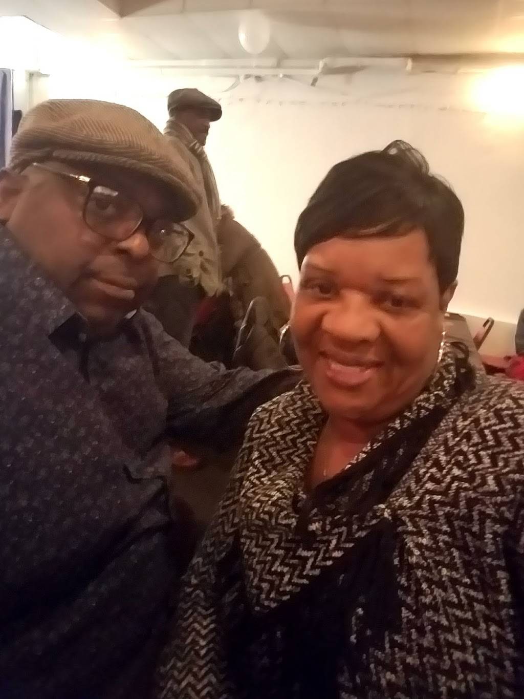 Super Carry-Out | meal takeaway | 1940 Harford Rd, Baltimore, MD 21218, USA | 4102436818 OR +1 410-243-6818