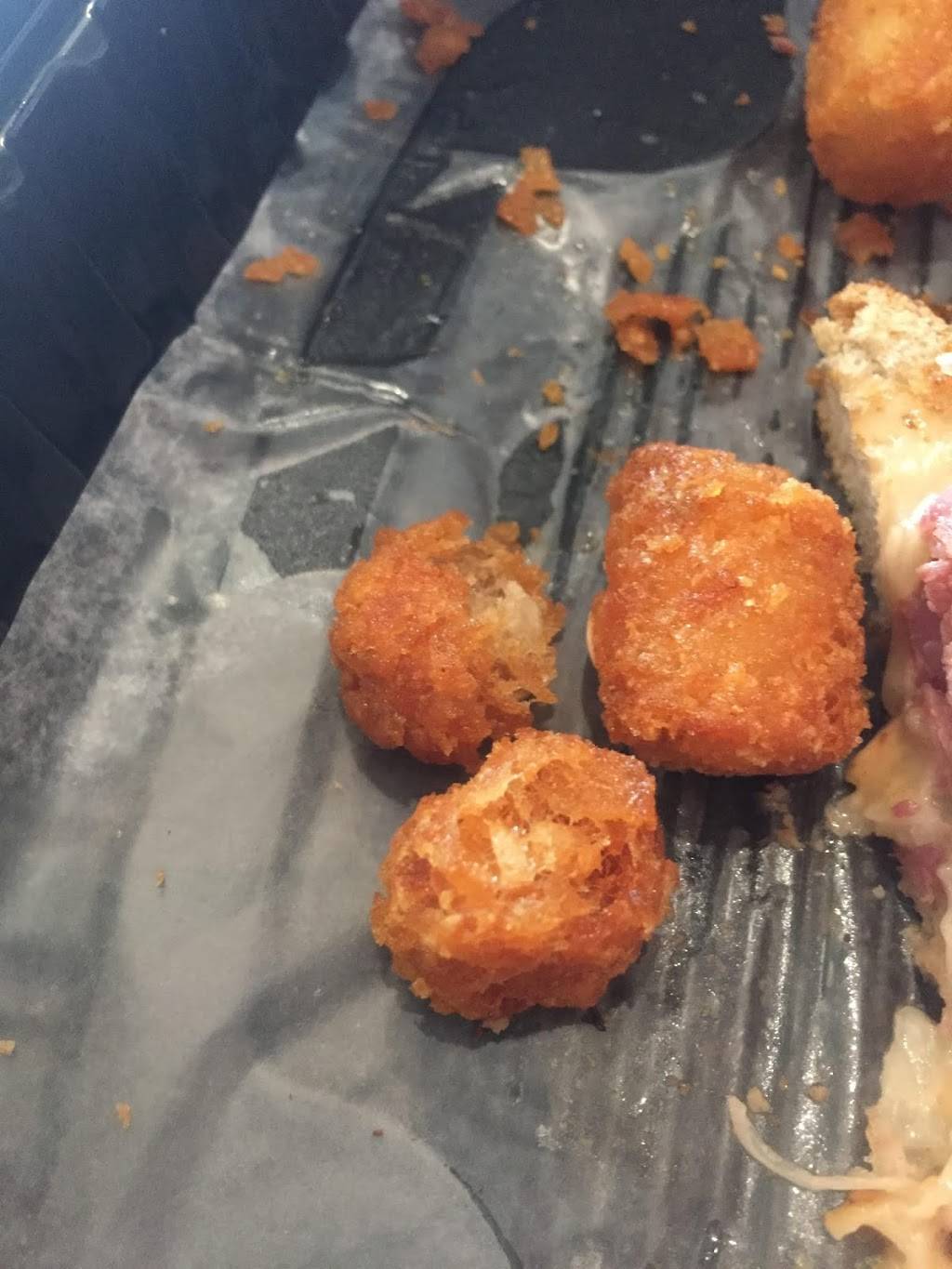 310 Pub | restaurant | 310 S Lake Ave, Duluth, MN 55802, USA | 2184644681 OR +1 218-464-4681