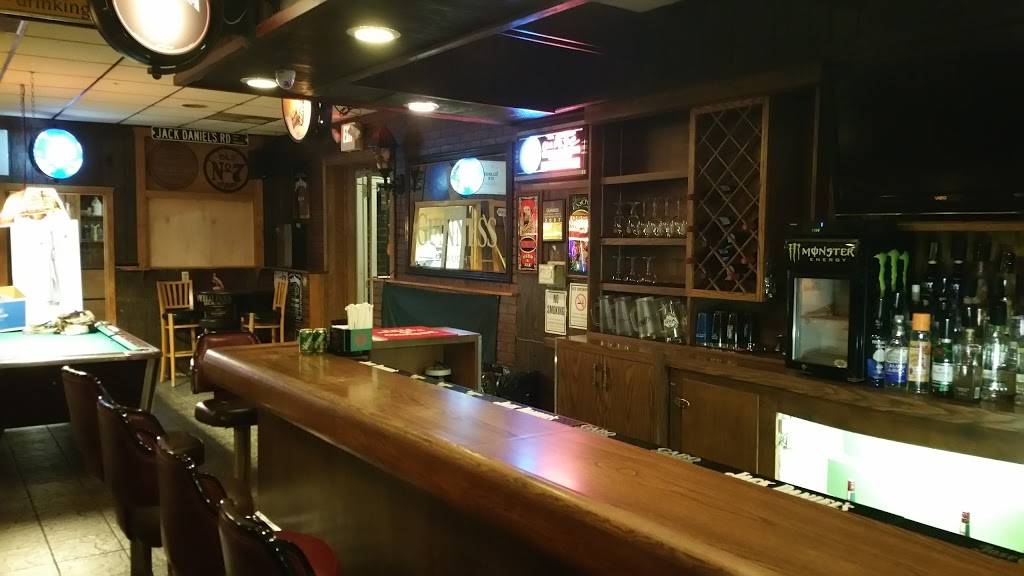Callahans Irish Pubs | restaurant | 1061 Mahoning Ave, Warren, OH 44483, USA | 3303947200 OR +1 330-394-7200
