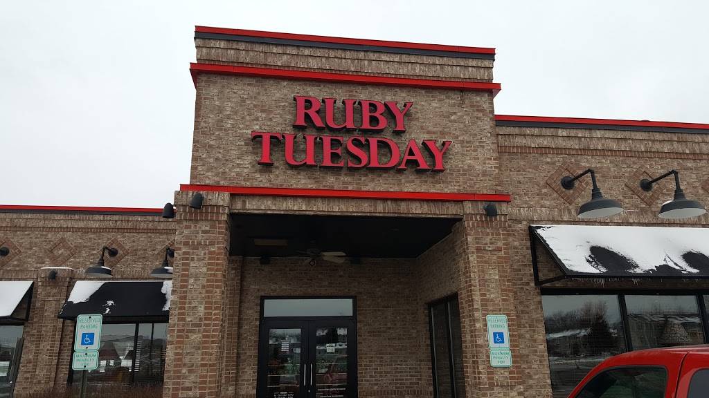Ruby Tuesday | restaurant | 2304 N Wayne St, Angola, IN 46703, USA | 2606658791 OR +1 260-665-8791